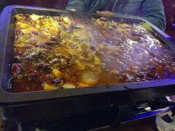 牛蛙爱上鱼爆料视频,一场跨越物种的浪漫邂逅  第2张